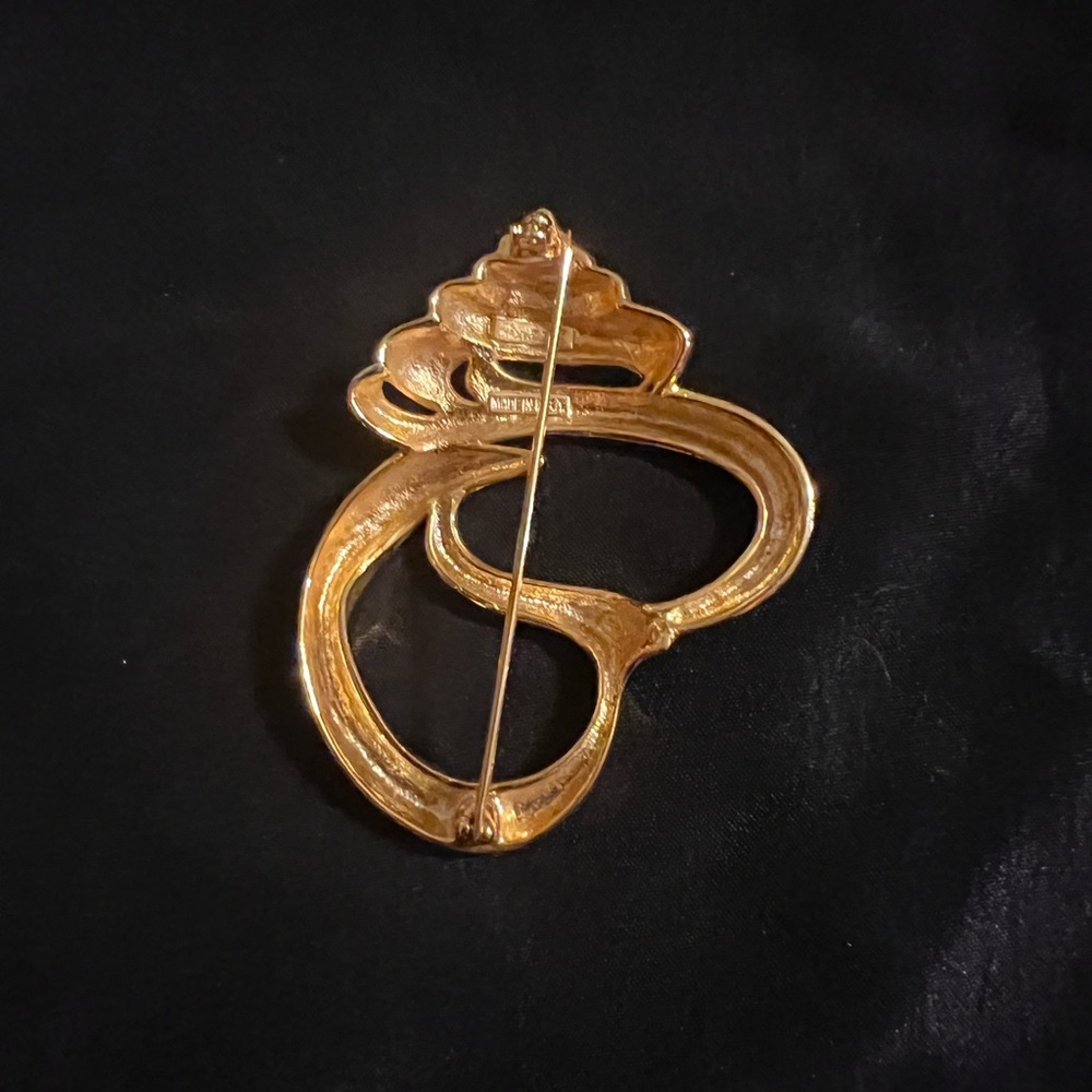 Brooch - Picture 2 of 2